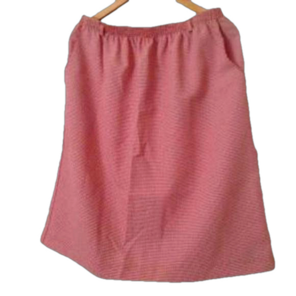 Dresses & Skirts - Ladies Skirt Size XL